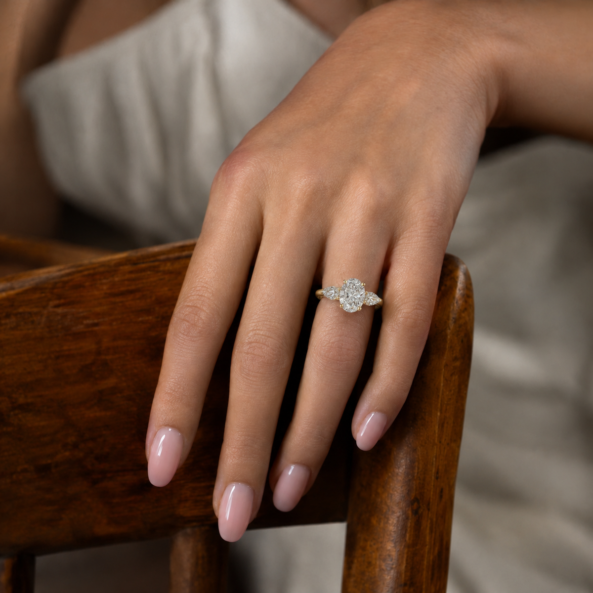 Halcyon - Oval - Yellow Gold - Plain