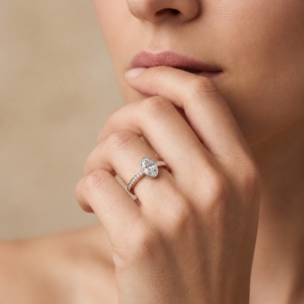 Bailey - Oval - Rose/White Tone - Pavé
