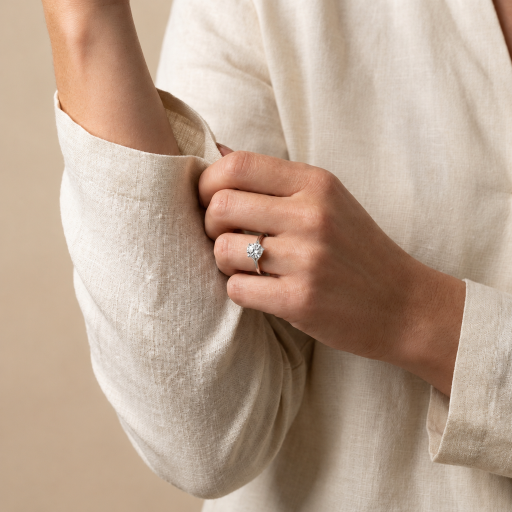 Blaire - Round - White Gold - Plain