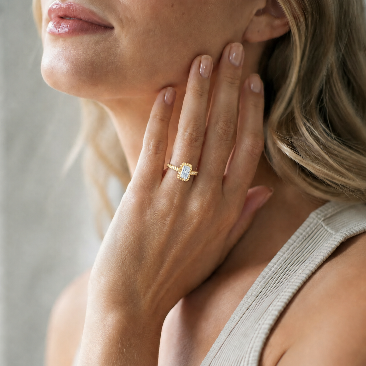 Cordelia - Radiant - Yellow / White Tone - Pavé