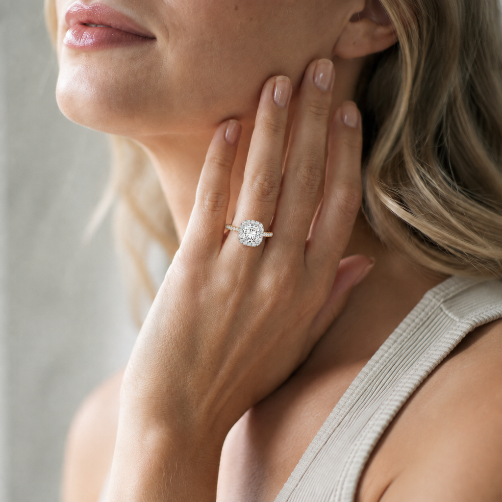 Cordelia - Cushion - Yellow / White Tone - Pavé