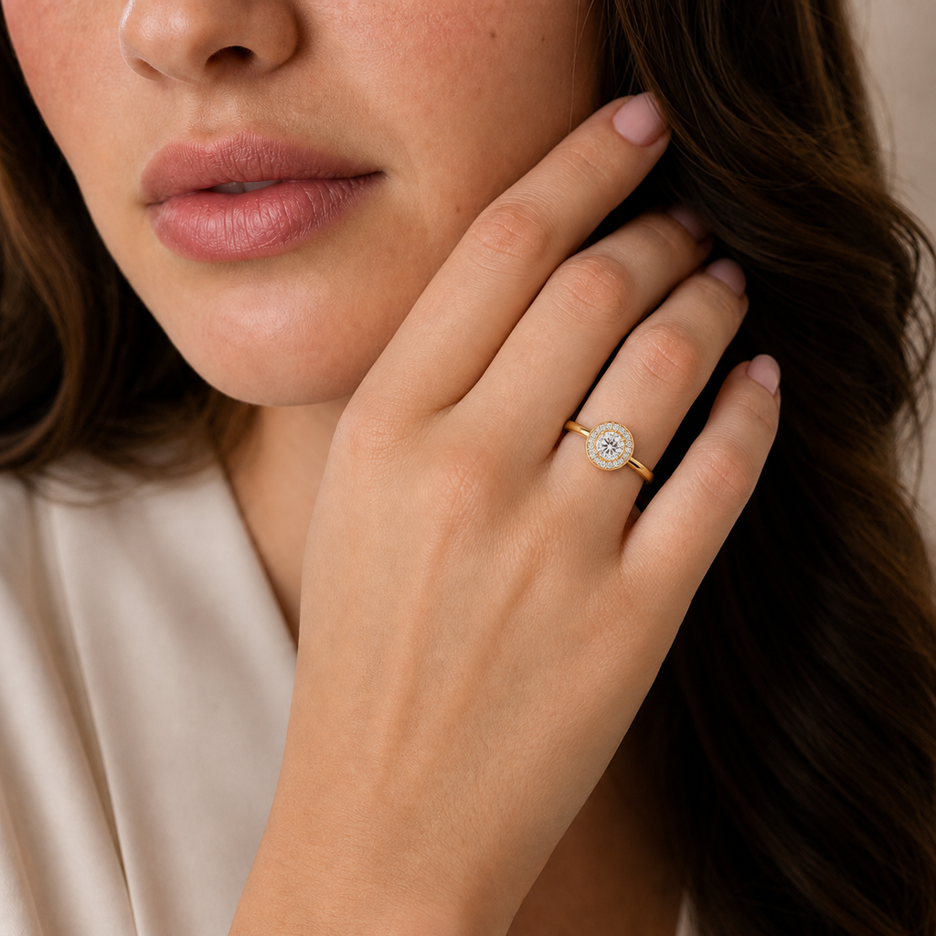 Deneuve - Round - Yellow Gold - Plain