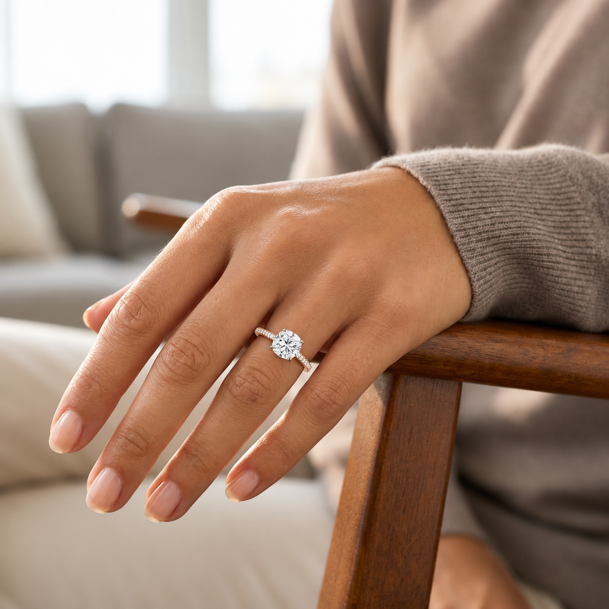 Basilica - Cushion - Rose/White Tone - Pavé