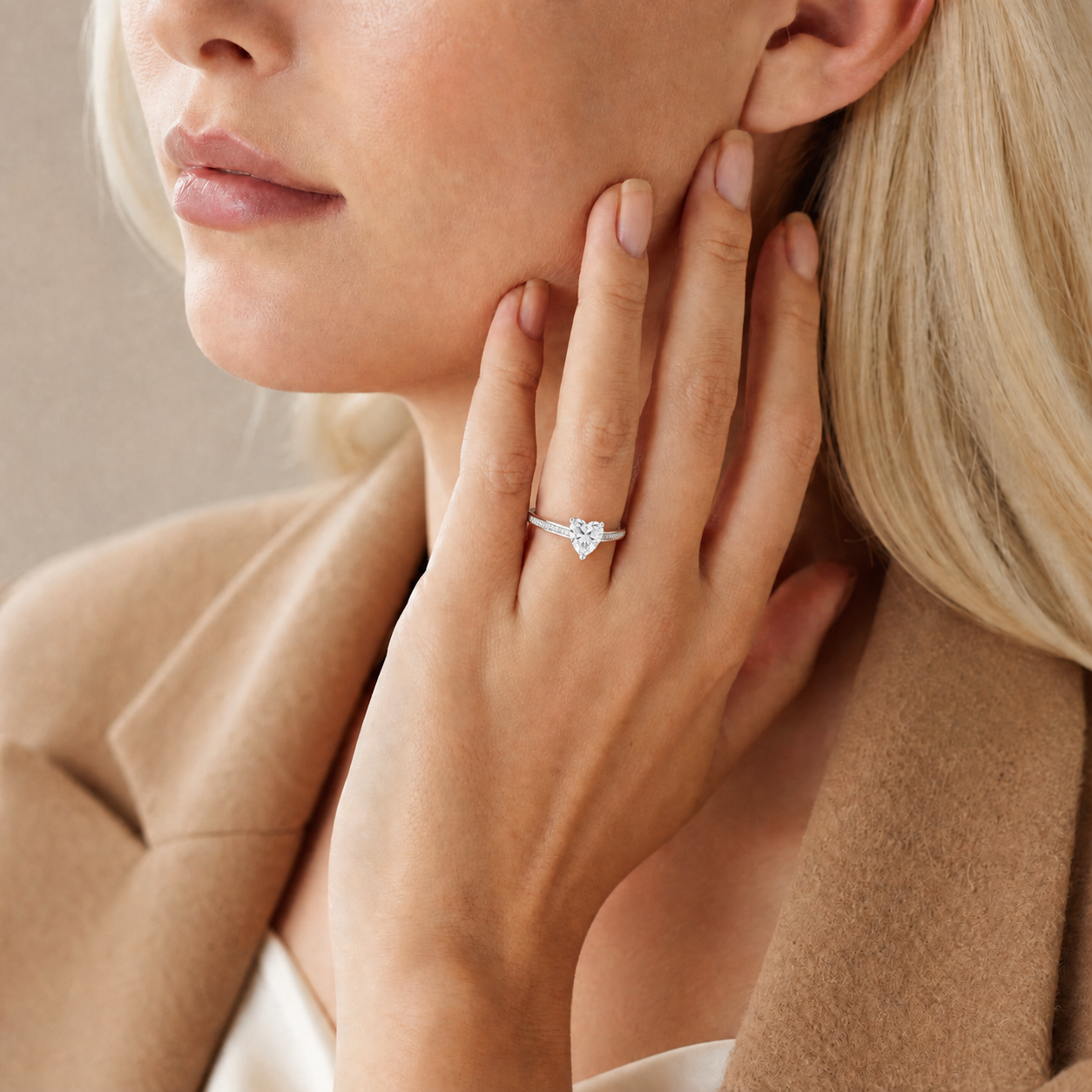 Basilica - Heart - Platinum - Pavé