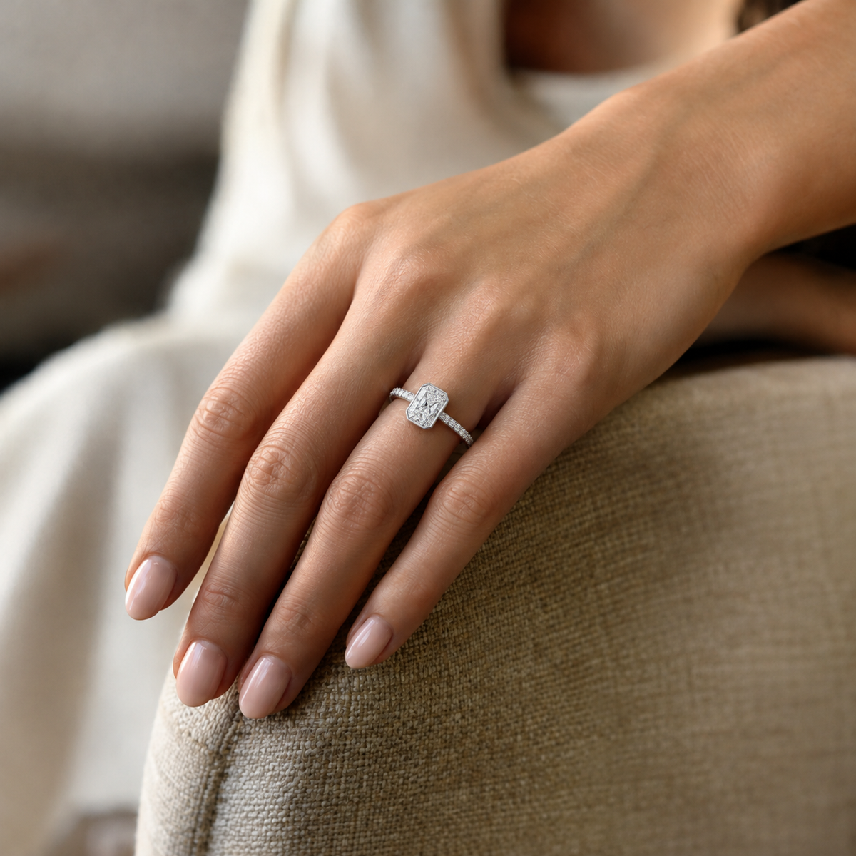 Bailey - Radiant - Platinum - Pavé