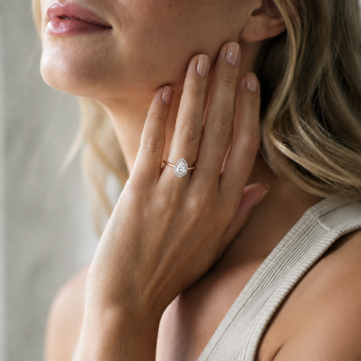 Cordelia - Pear - Rose / White Tone - Plain