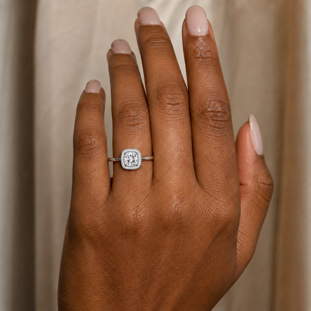 Deneuve - Cushion - White Gold - Plain