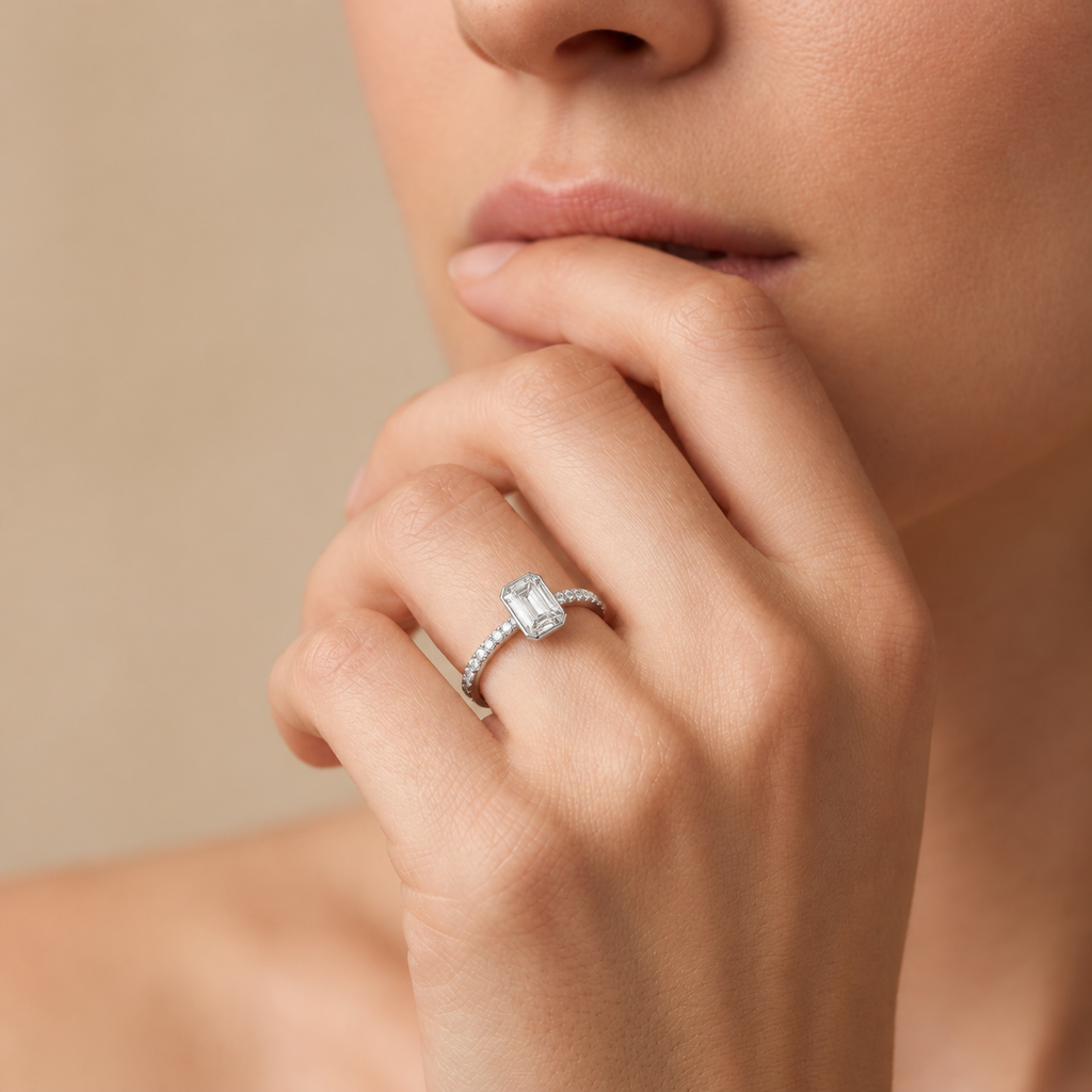 Bailey - Emerald - Platinum - Pavé