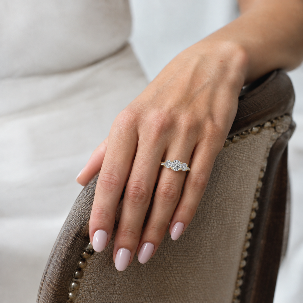 Trinity - Round - Yellow Gold - Pavé