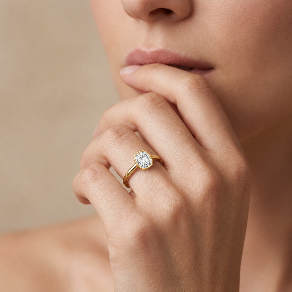 Bailey - Cushion - Yellow Gold - Plain