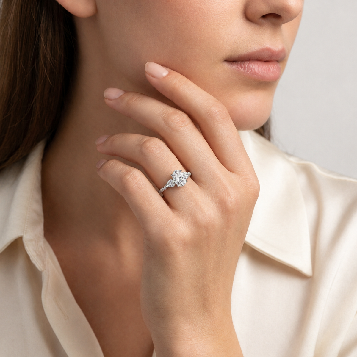 Halcyon - Oval - Platinum - Channel