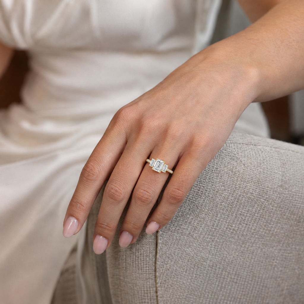 Elysium - Emerald - Yellow Gold - Pavé