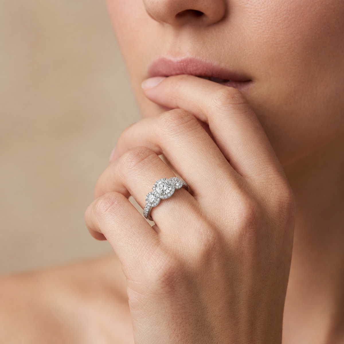 Winslow - Round - Platinum - Pavé
