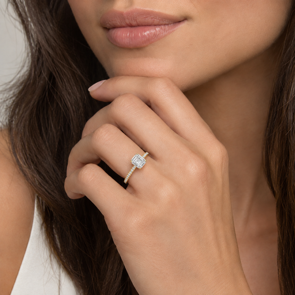 Solenne - Asscher - Yellow/White Tone - Channel