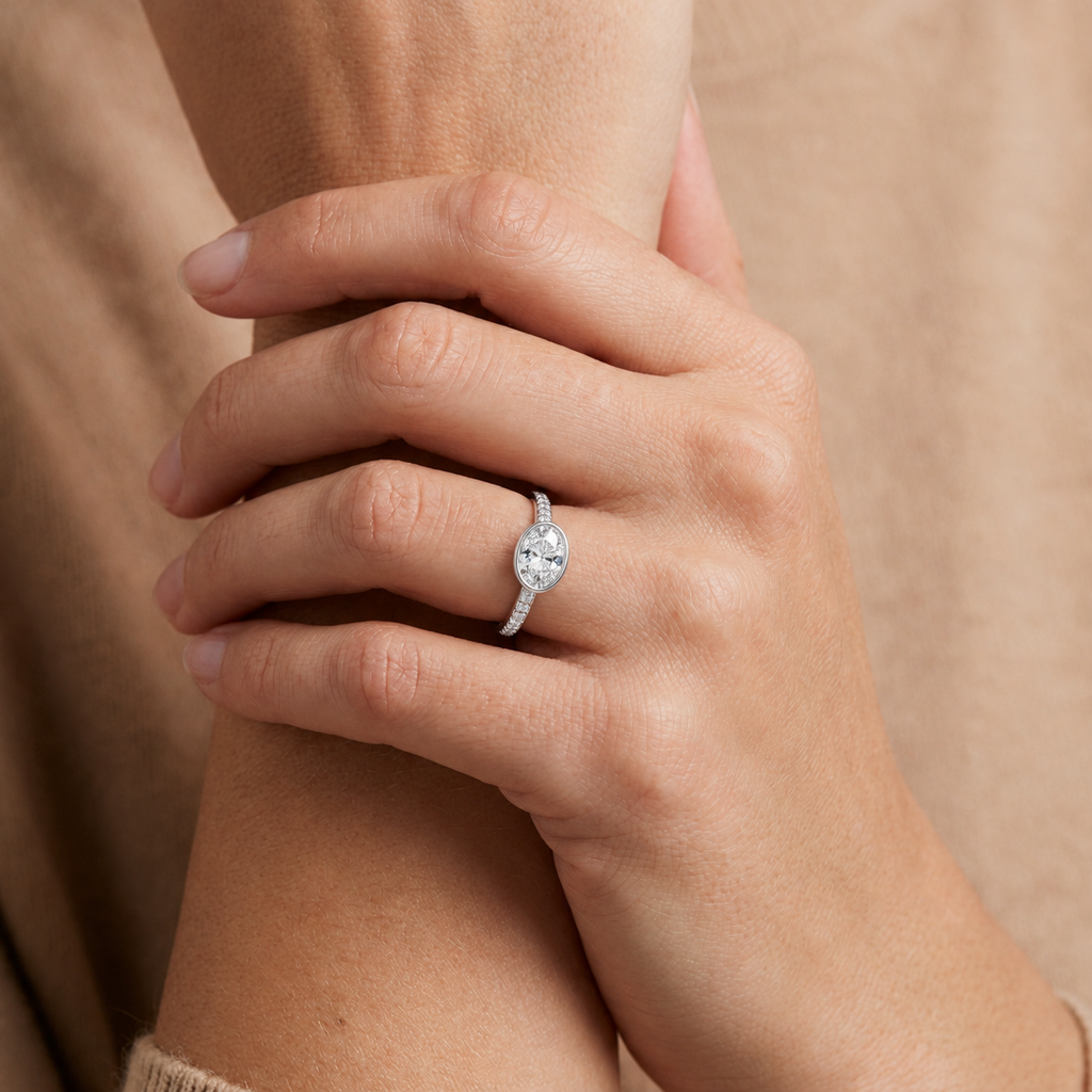 Bailey - Oval - Platinum - Pavé