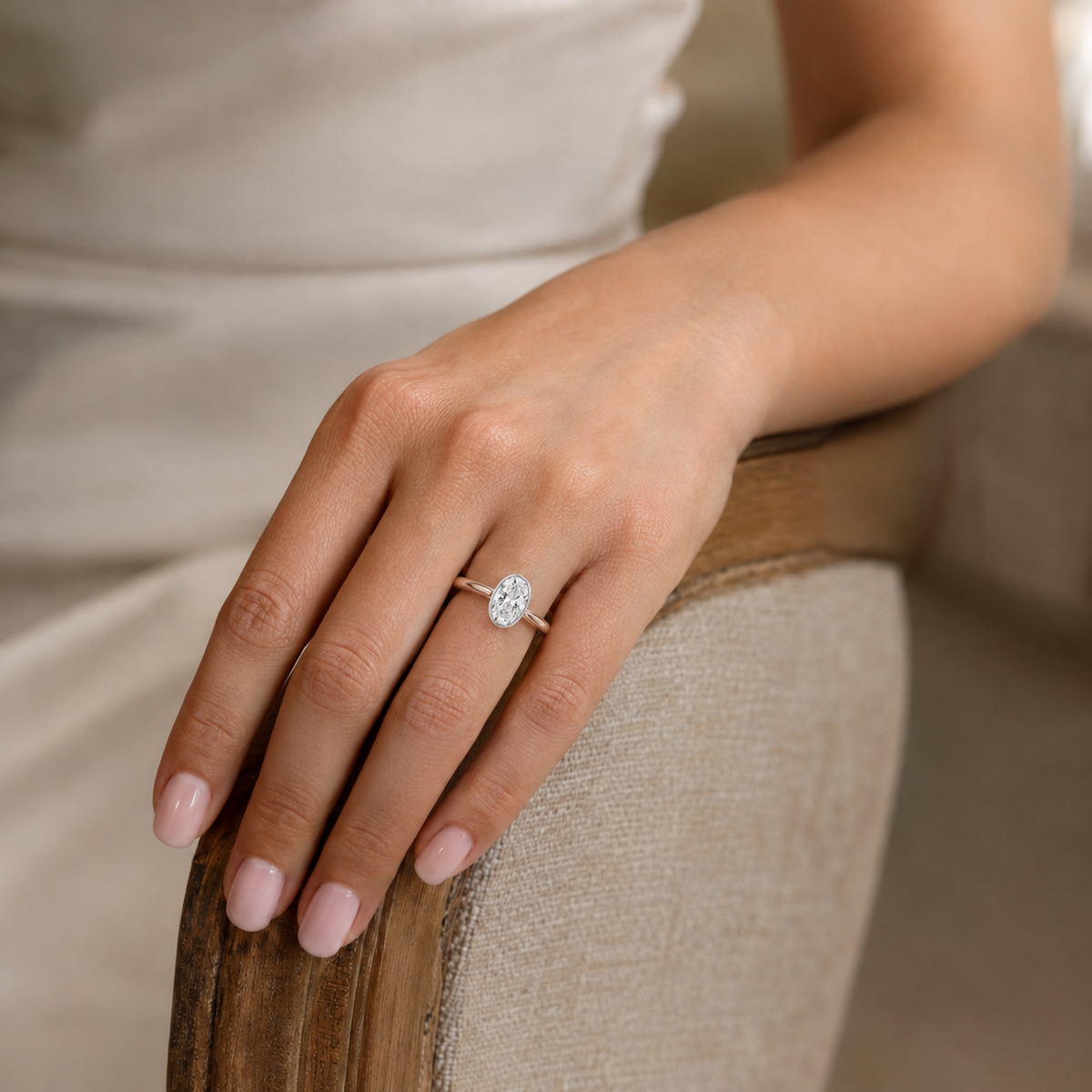 Solenne - Oval - Rose/White Tone - Plain