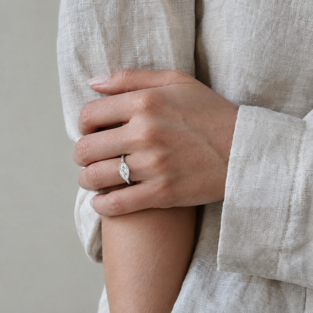 Solenne - Marquise - White Gold - Plain