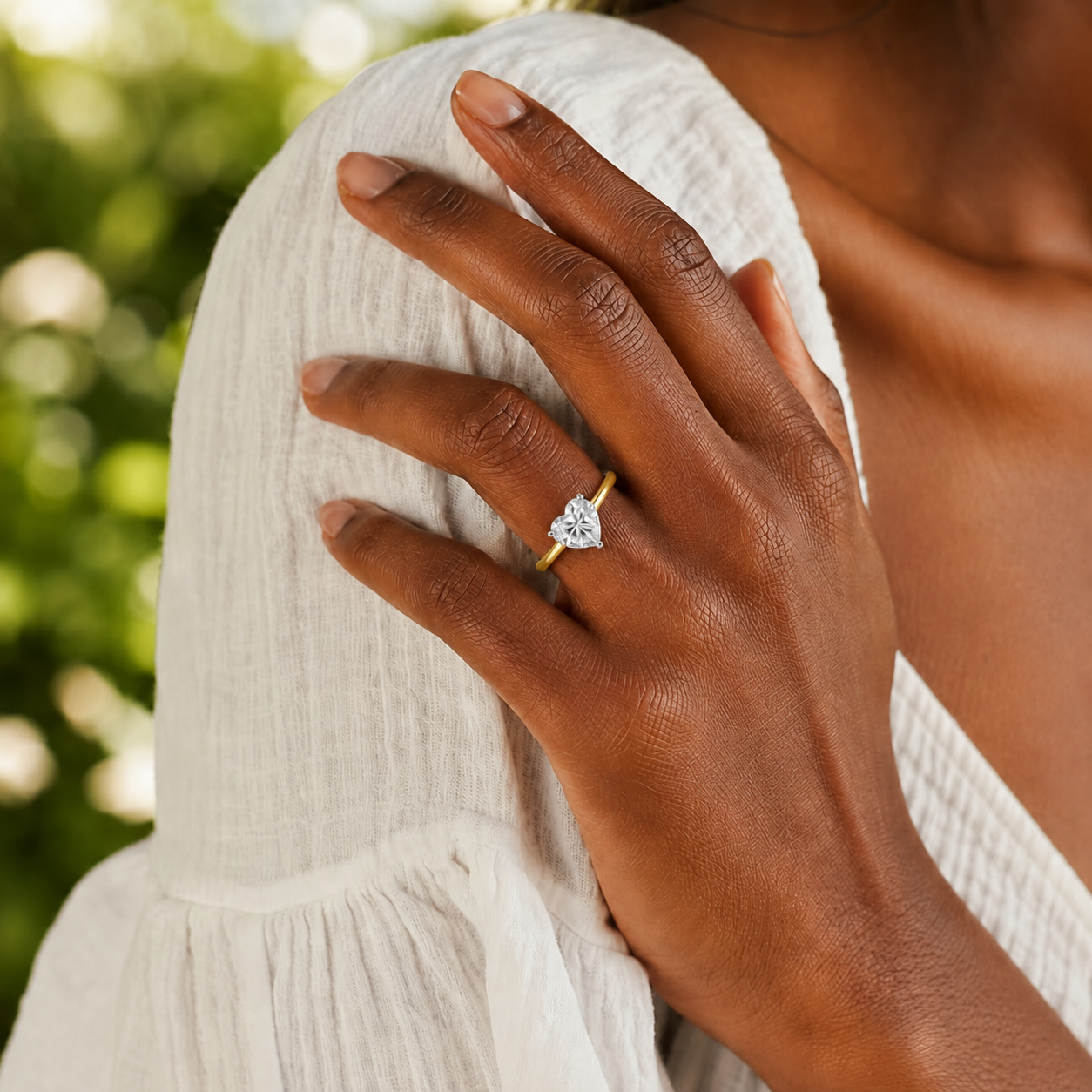 Basilica - Heart - Yellow/White Tone - Plain