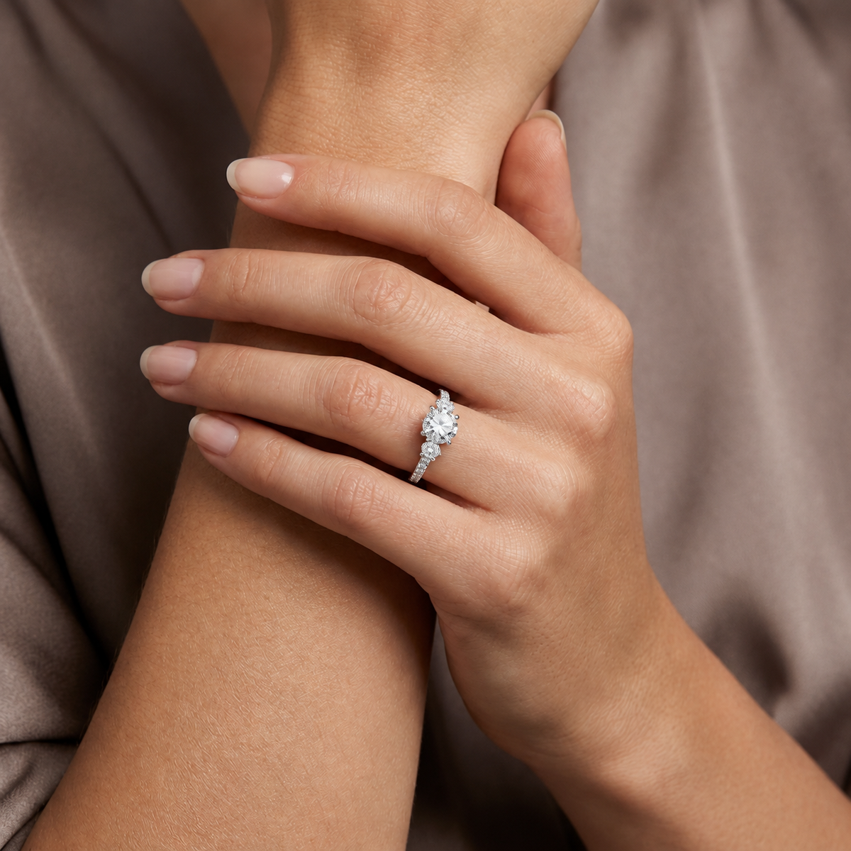 Elysium - Oval - White Gold - Pavé