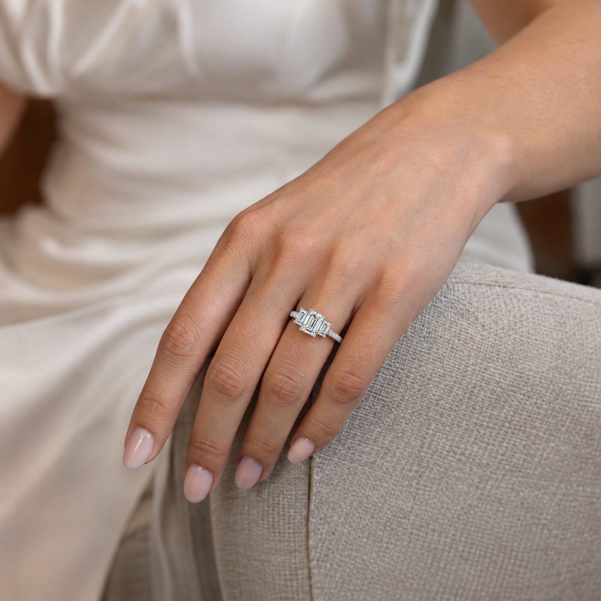 Elysium - Emerald - White Gold - Pavé
