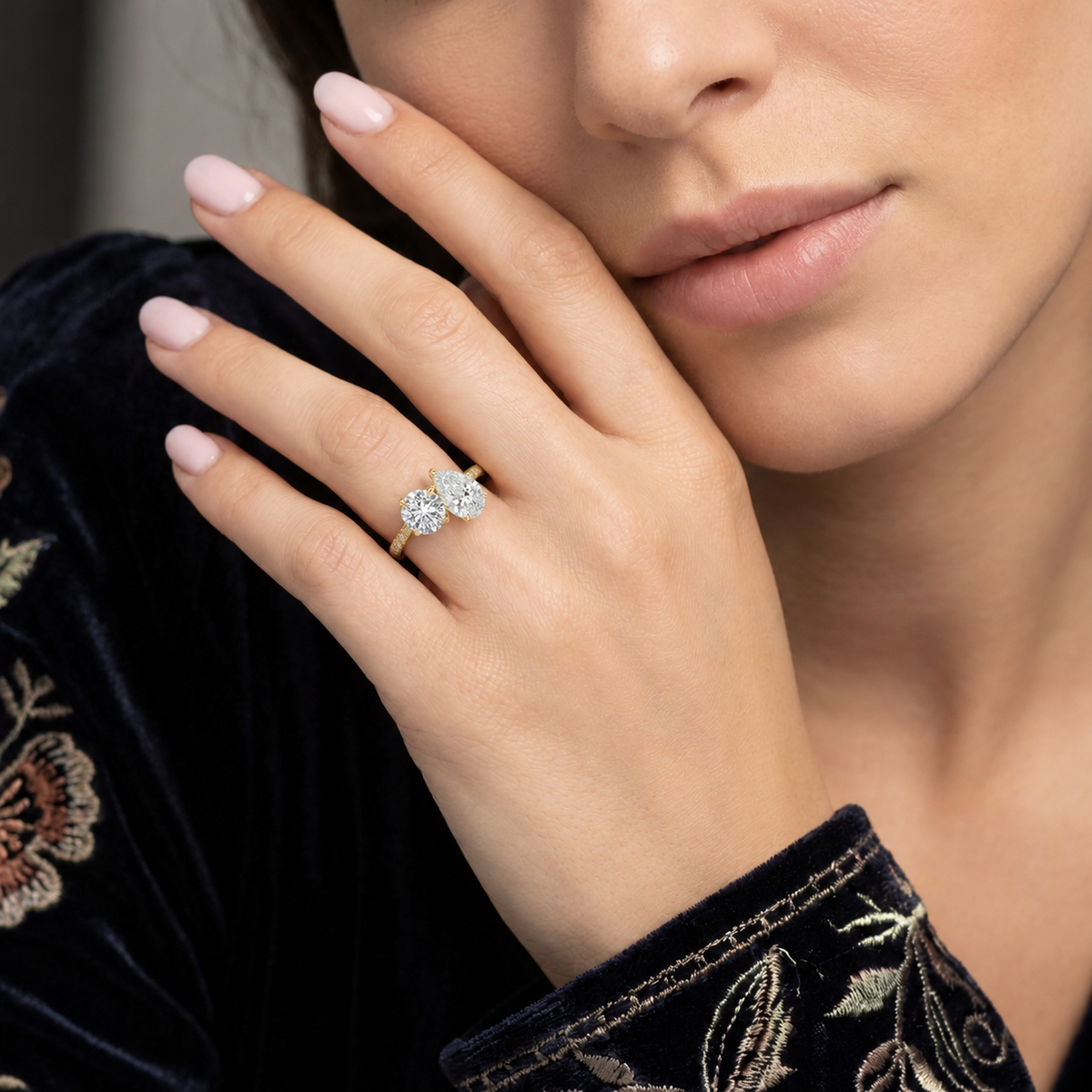Duo - Round - Yellow Gold - Pavé