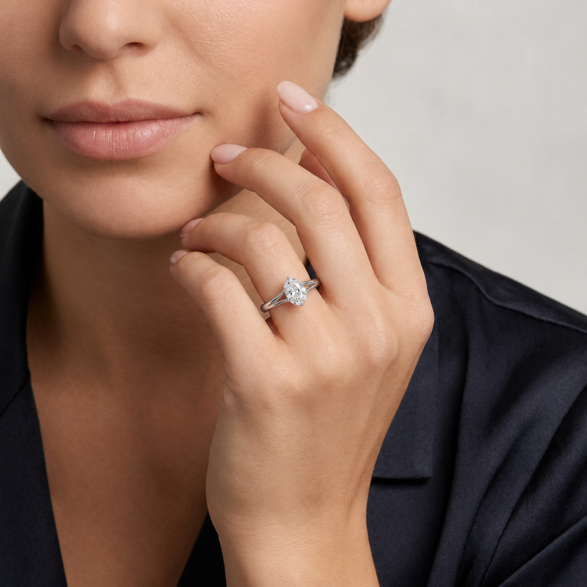 Lumiere - Oval - Platinum - Plain