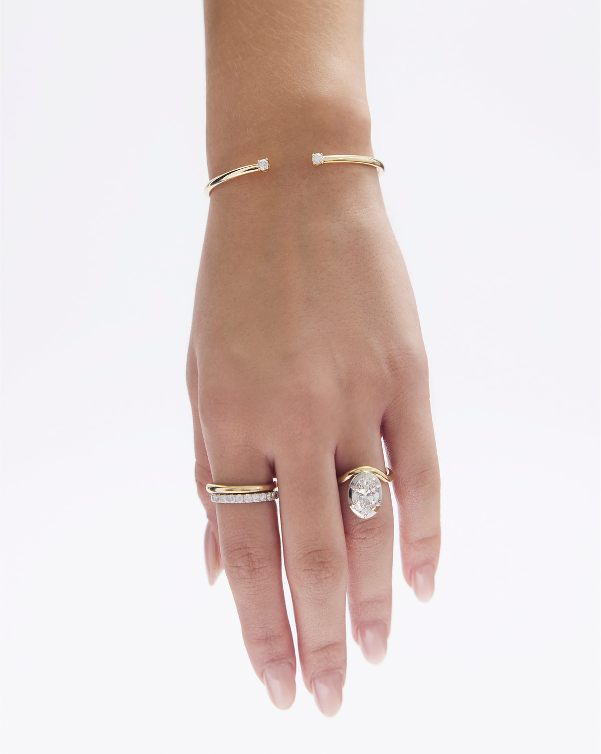 Diamond Flexi Cuff - Round - White Gold - Hidden Slide