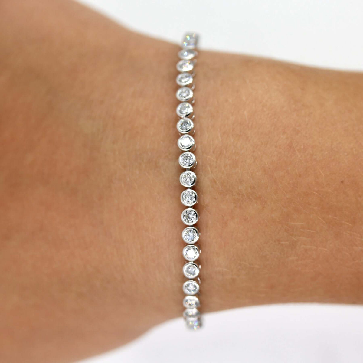 The Bezel Tennis Bracelet - Round - Rose Gold - Box Clasp