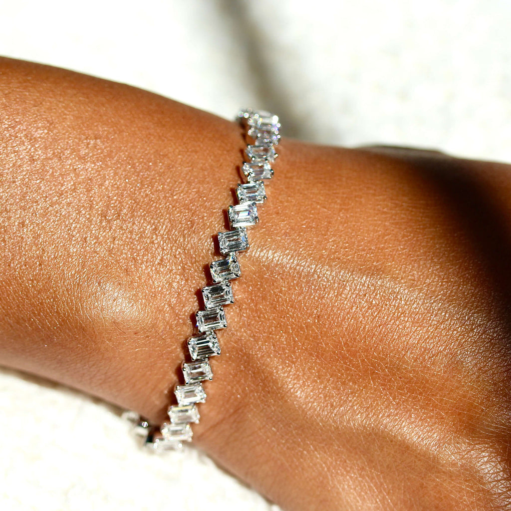 The Emerald-Cut Tennis Bracelet - Emerald - White Gold - Box Clasp
