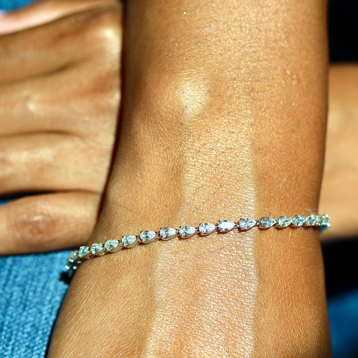 The Pear Tennis Bracelet - Pear - Rose Gold - Box Clasp