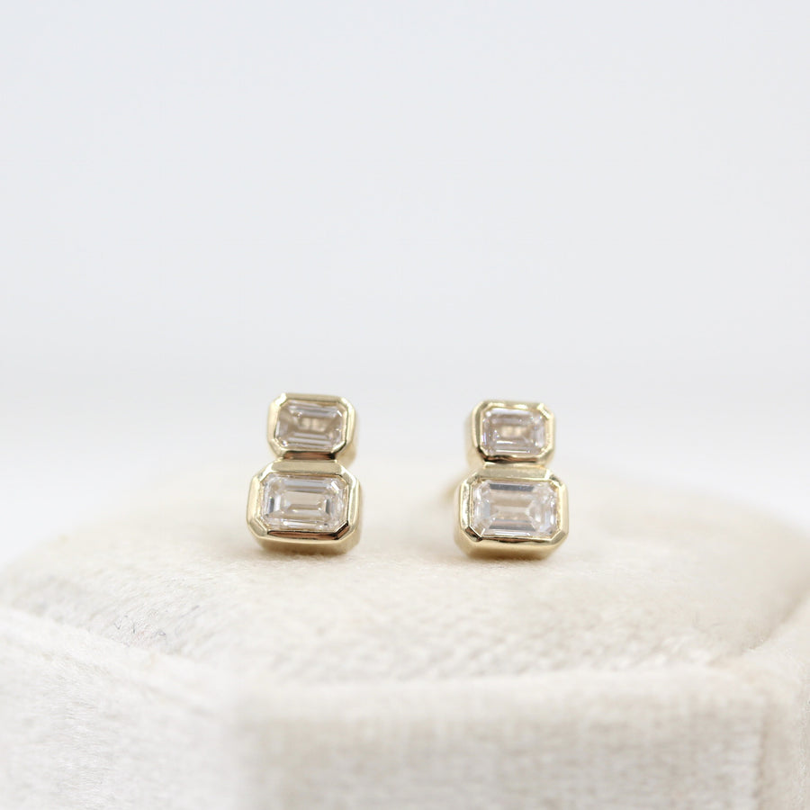 Emerald-Cut Two-Stone 1ct - Emerald - Yellow Gold - Push Back