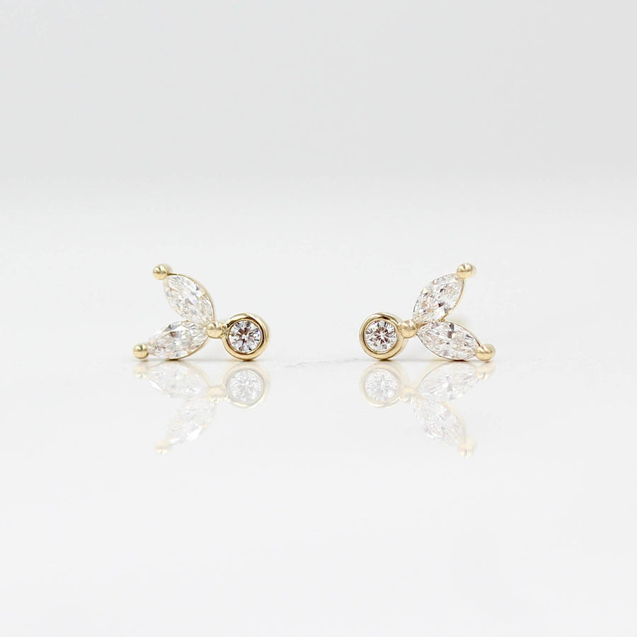 The Sophia Earrings - Round - Platinum - Push Back