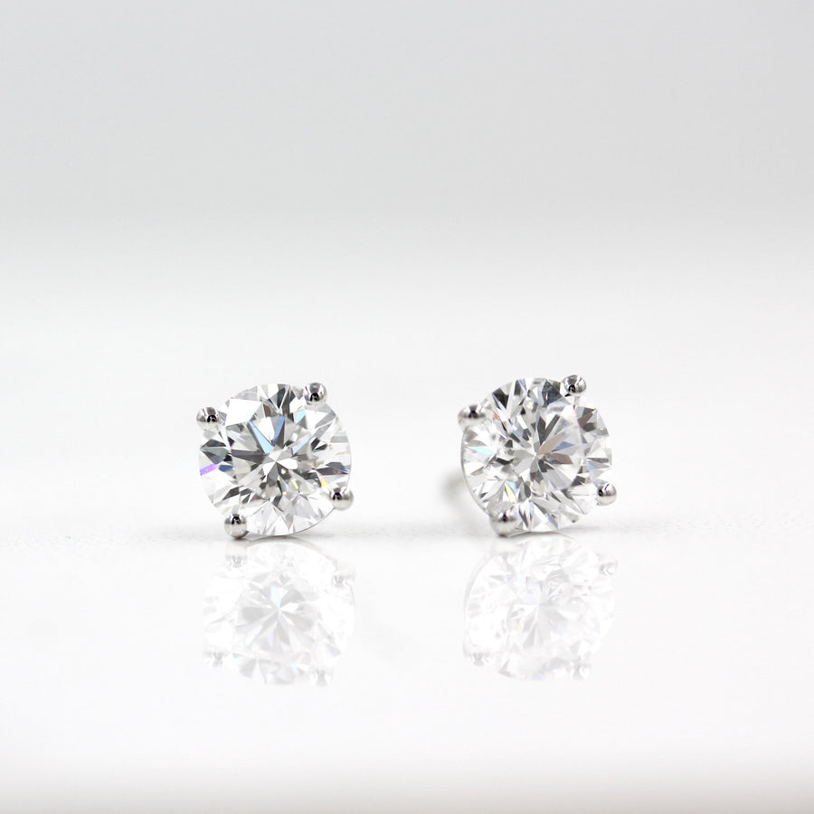 Classic Stud Earrings - Round - Platinum - Screw Back