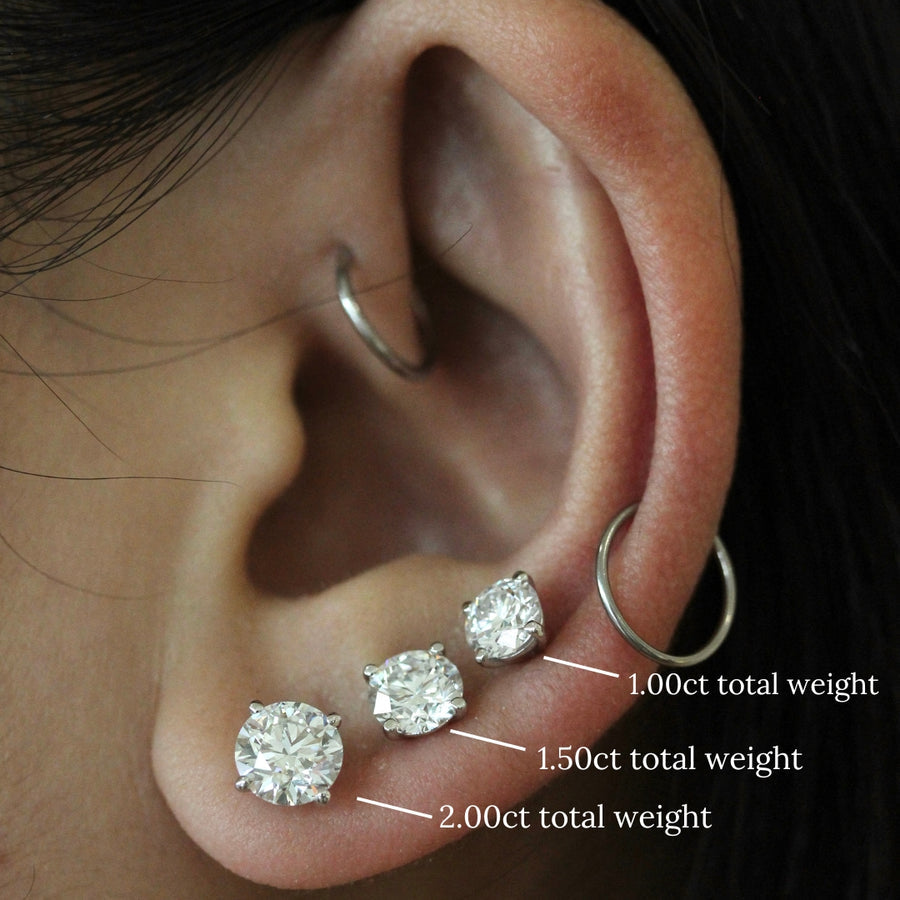 Classic Stud Earrings - Round - Platinum - Screw Back