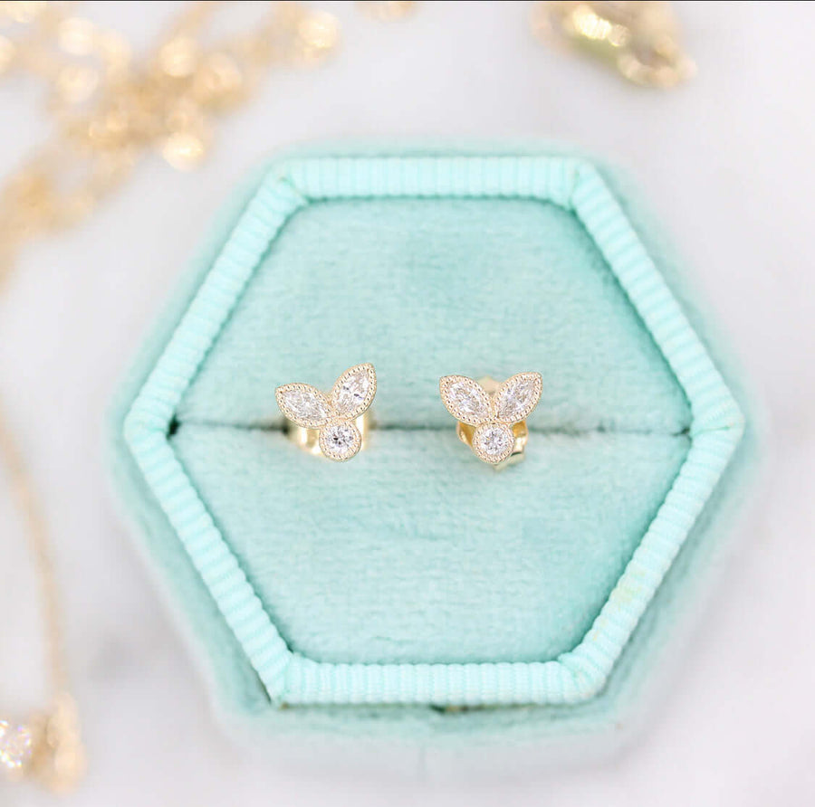 The Cate Earrings - Round - Platinum - Push Back