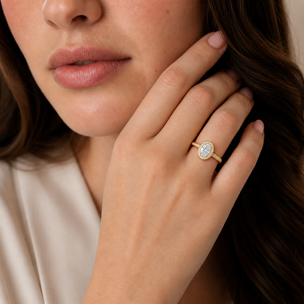 Deneuve - Oval - Yellow Gold - Plain