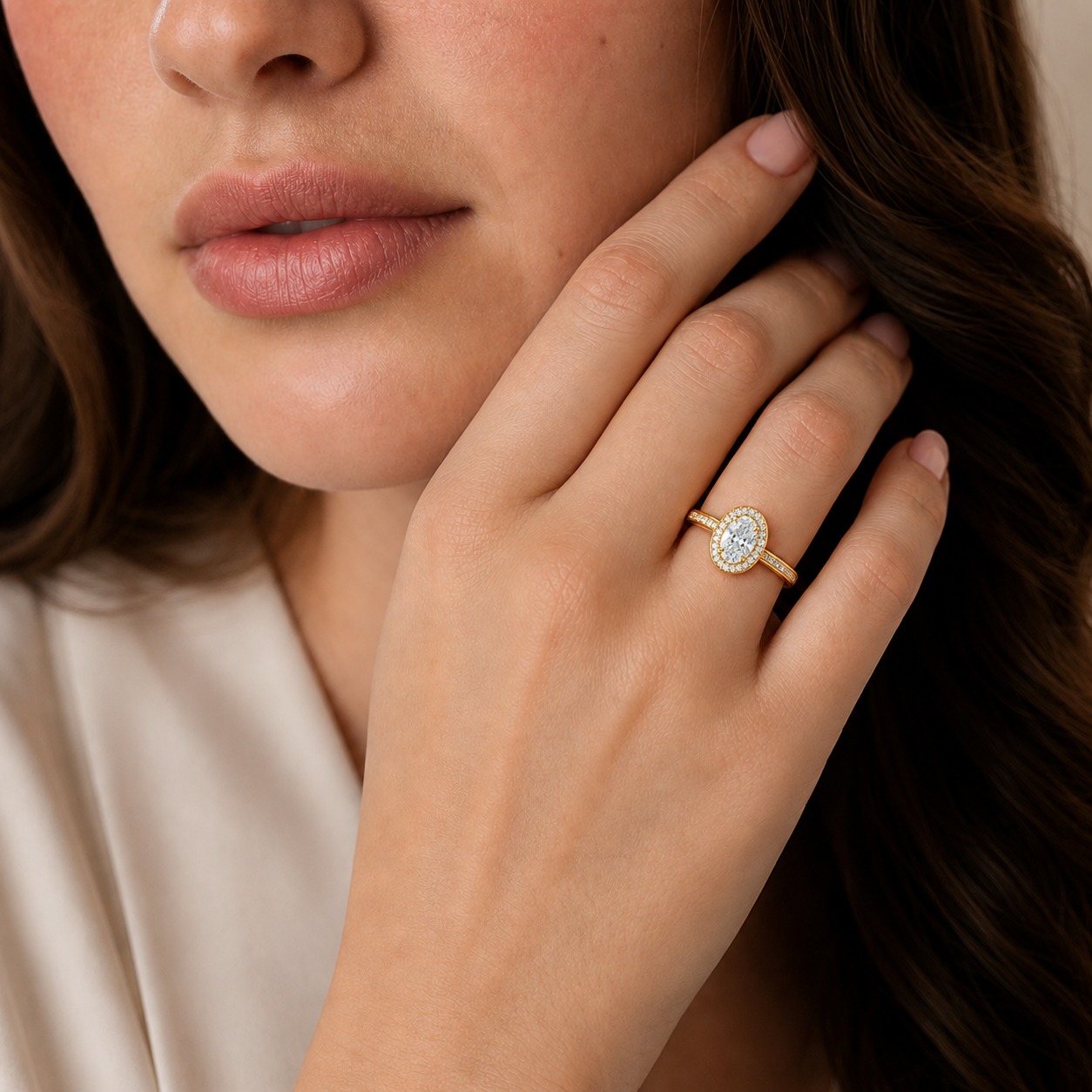 Deneuve - Oval - Yellow Gold - Plain