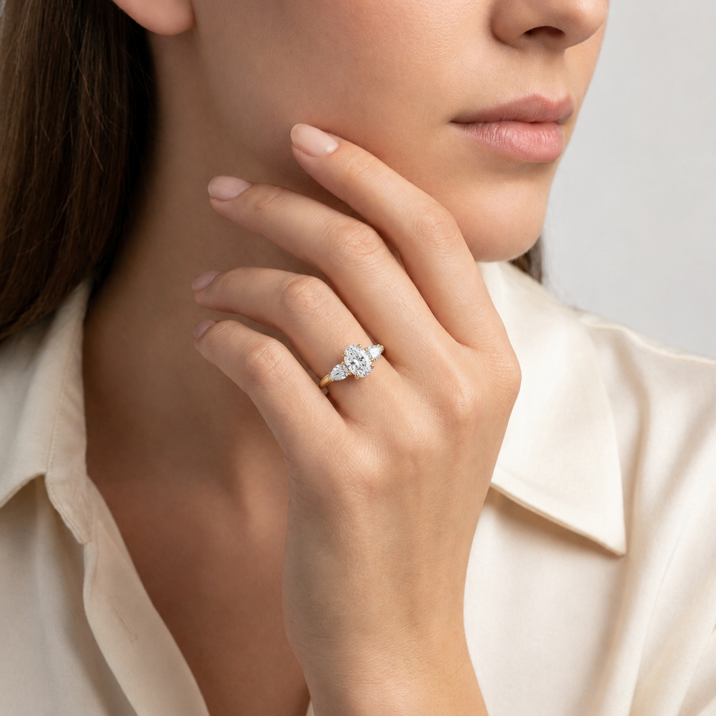 Halcyon - Oval - Yellow Gold - Plain