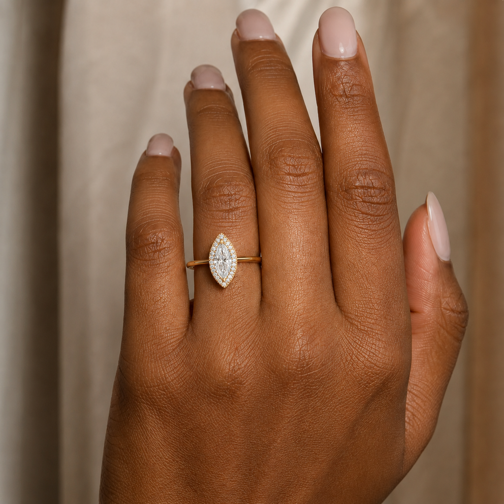 Deneuve - Marquise - Yellow Gold - Plain