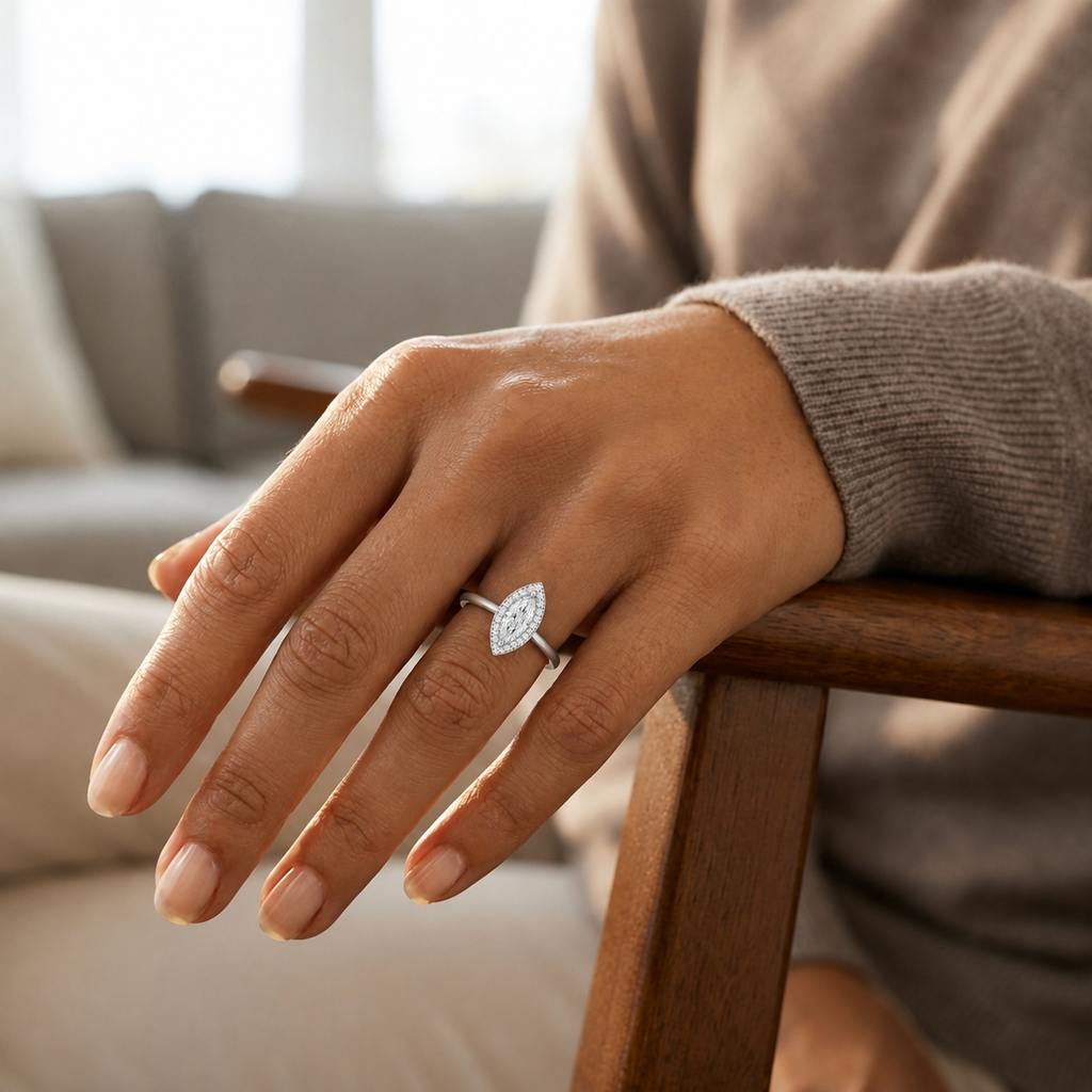 Deneuve - Marquise - Platinum - Plain