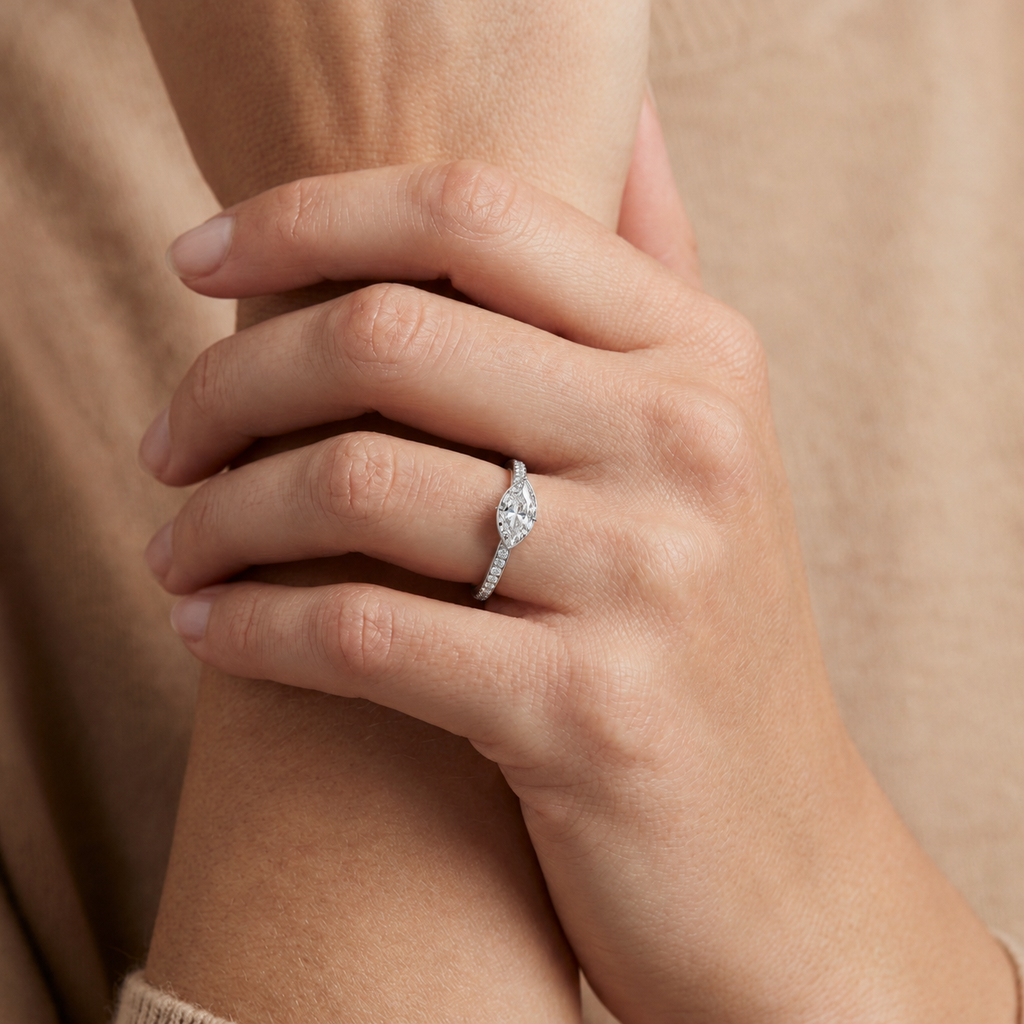 Bailey - Marquise - Platinum - Pavé