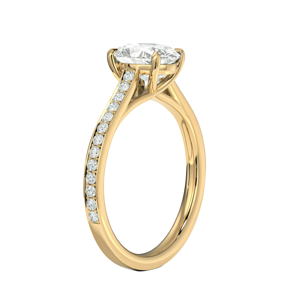 Basilica - Oval - Yellow Gold - Pavé