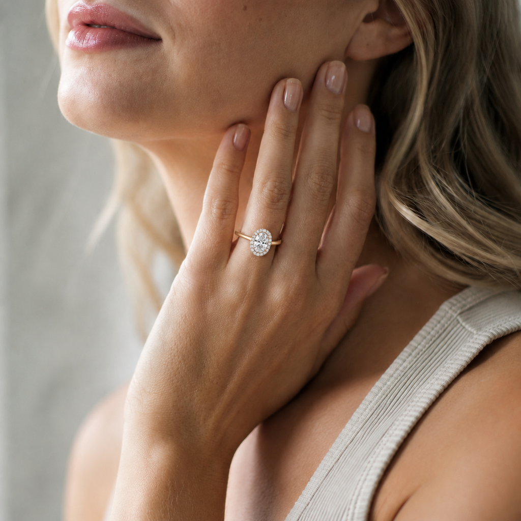 Cordelia - Oval - Rose / White Tone - Plain