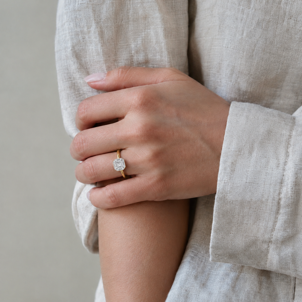 Solenne - Asscher - Yellow/White Tone - Plain