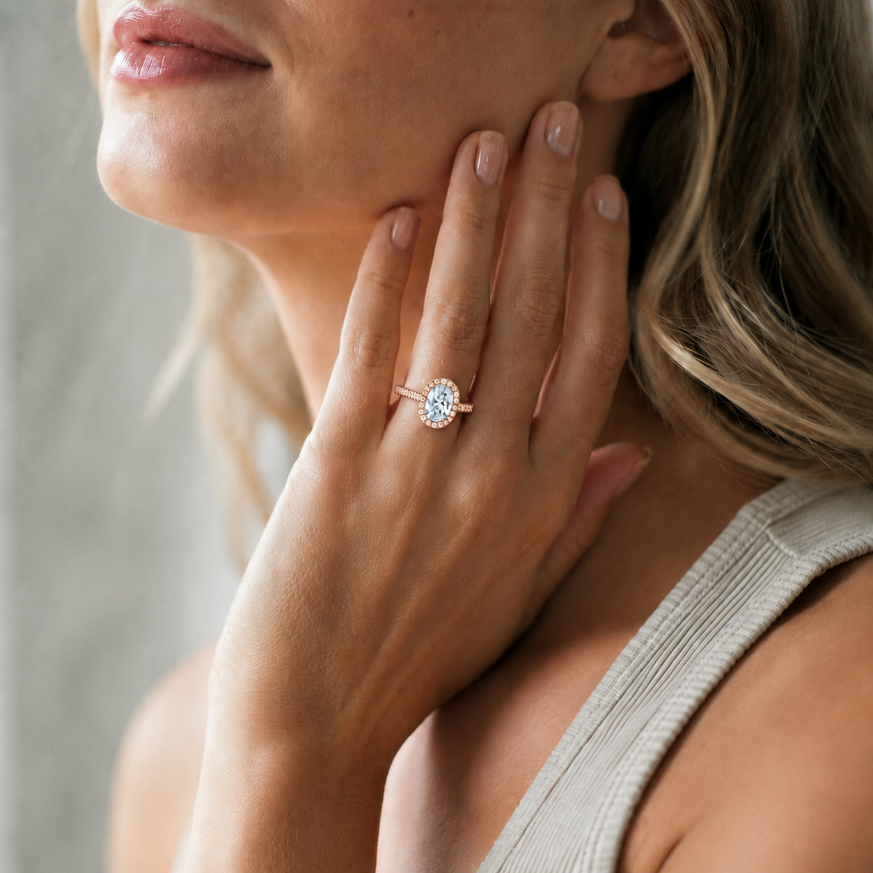 Cordelia - Oval - Rose / White Tone - Channel