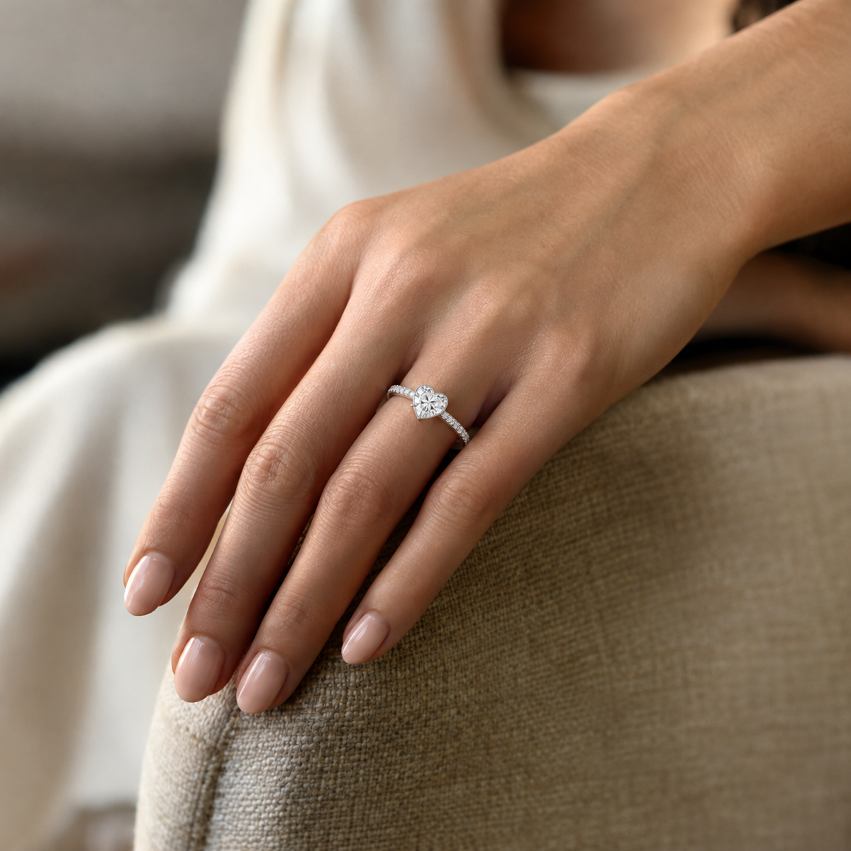 Bailey - Heart - White Gold - Pavé