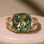 Timeless Cushion Peridot Vintage Ring in 14k Yellow Gold