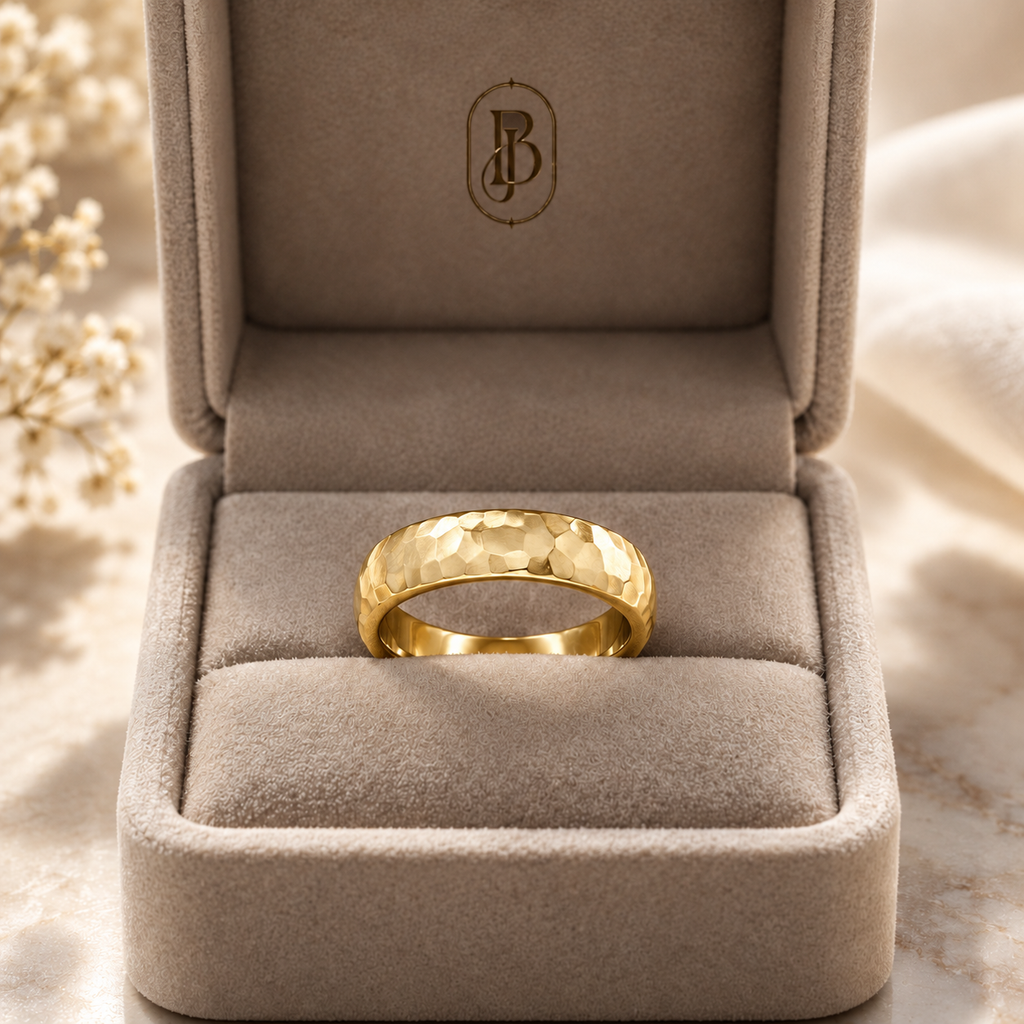 Forge - Yellow Gold - Hammered